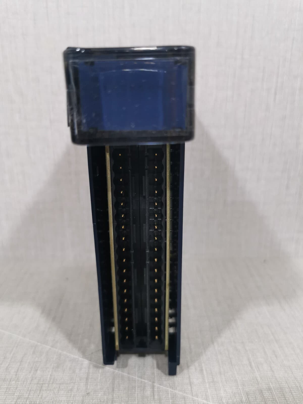 GE FANUC IC695MDL765-AB RX3i 24VDC/125VDC 16PT OUTPUT WITH DIAGNOSTICS