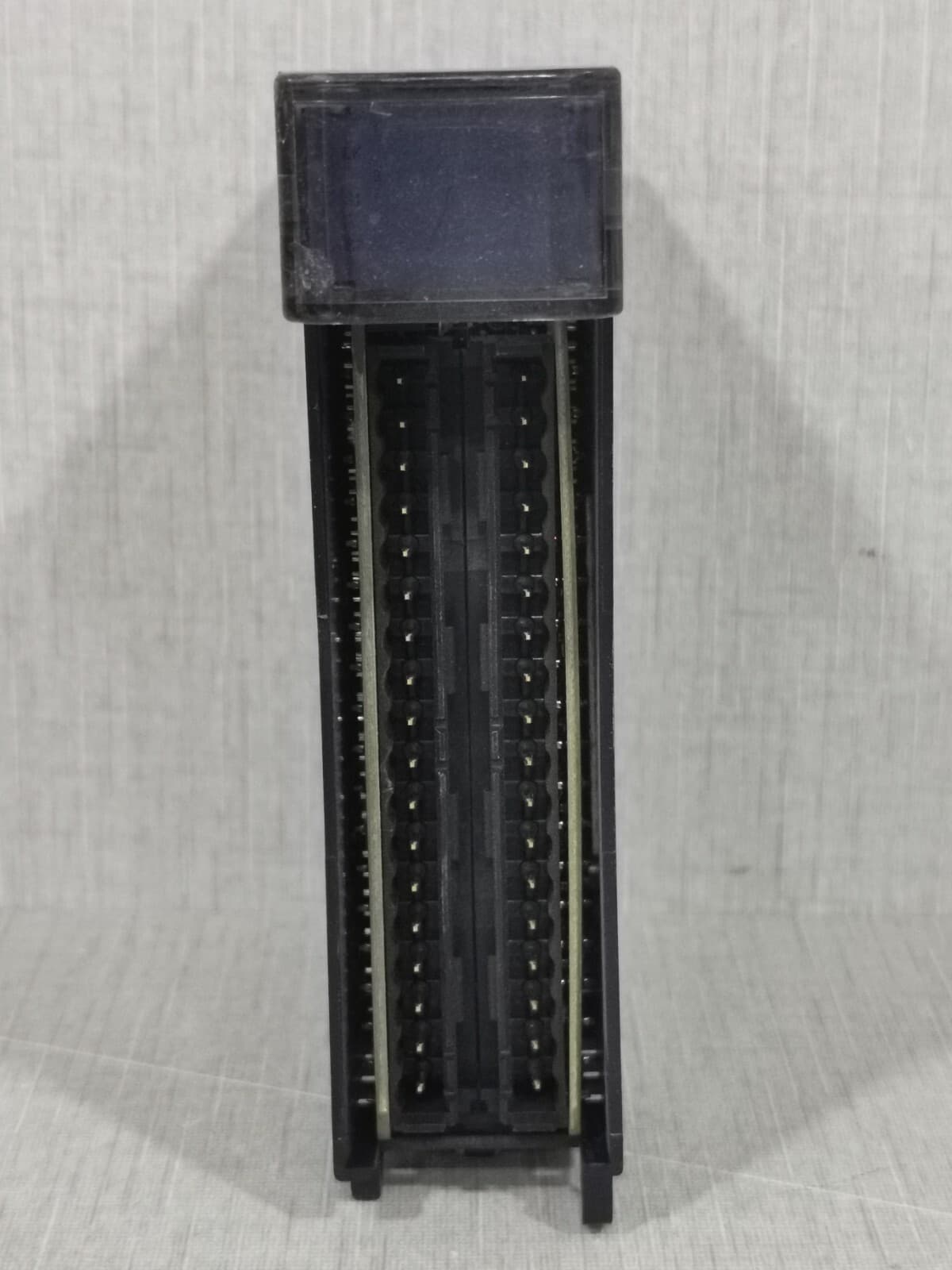 GE FANUC IC695MDL765-AB RX3i 24VDC/125VDC 16PT OUTPUT WITH DIAGNOSTICS