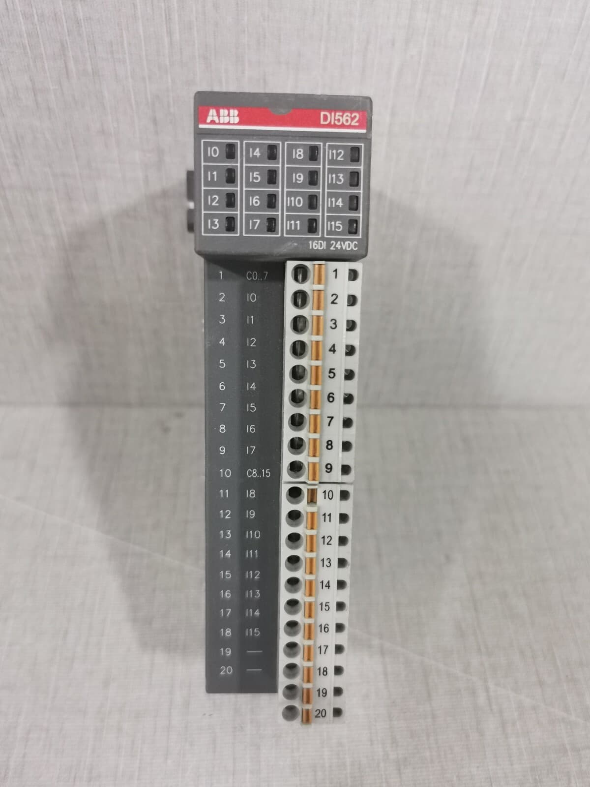 DI562 B4 ABB 1TNE968902R2102 / DI562