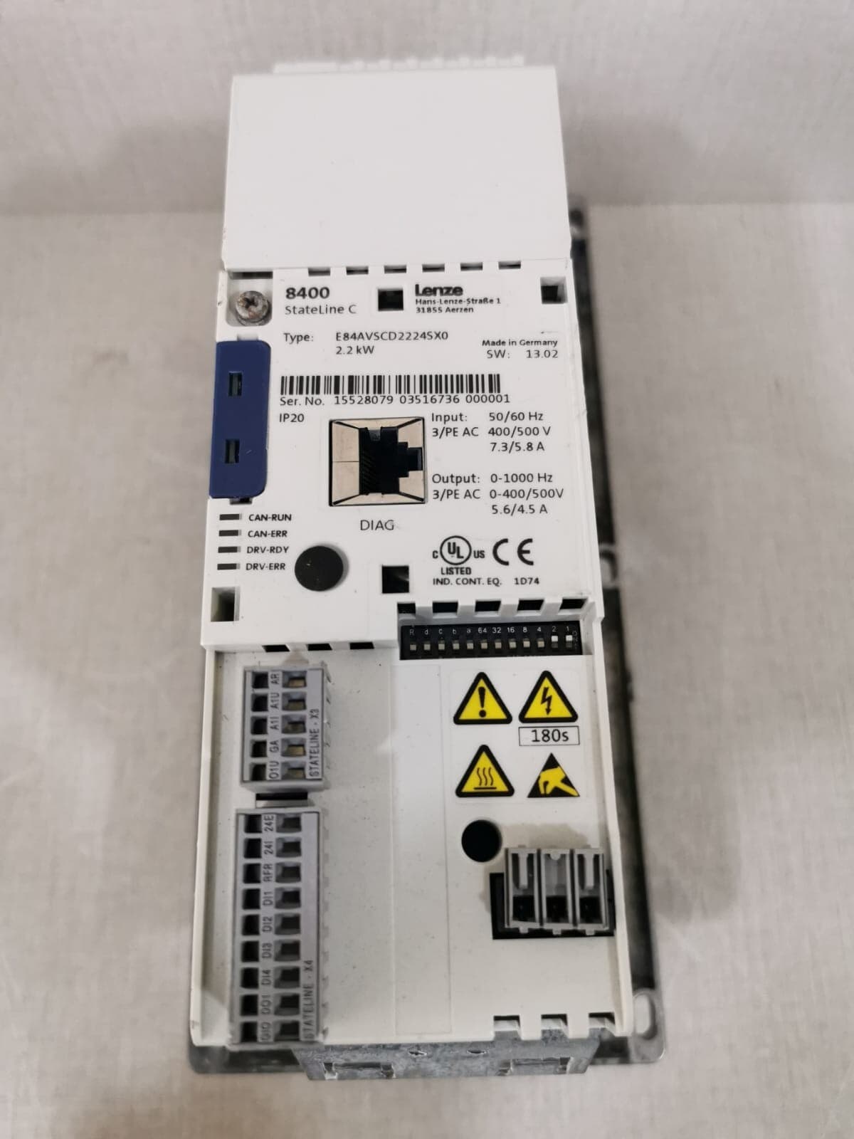 Lenze 8400 Stateline C E84AVSCD2224SX0 2.2kW