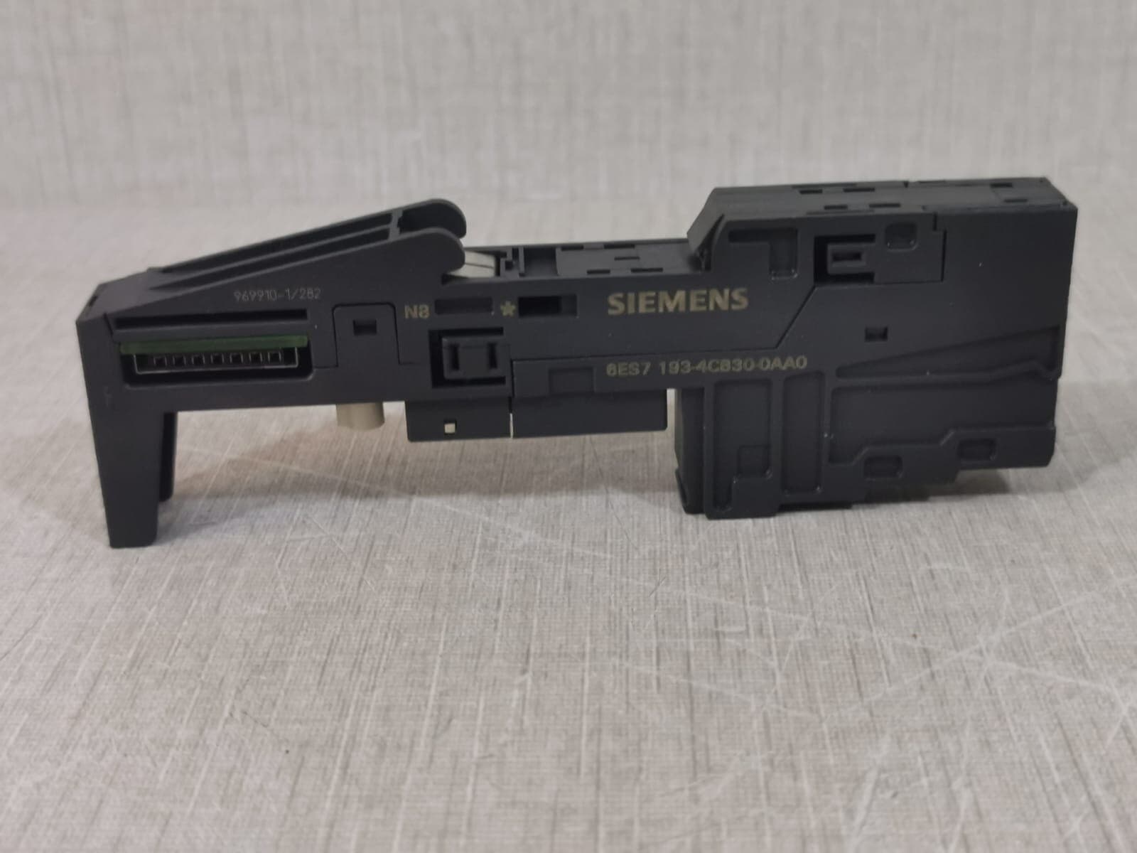 Siemens S7 6ES7 193 4CB30 0AA0 Siemens SIMATIC S7 6ES7 193 4CB30 0AA0 Terminal Module 6ES71934CB300AA0
