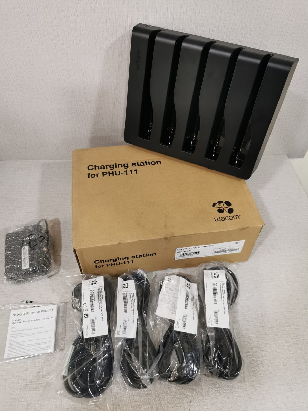 Wacom PHU-111 WACOM INF-A135 Charging Station for PHU-111