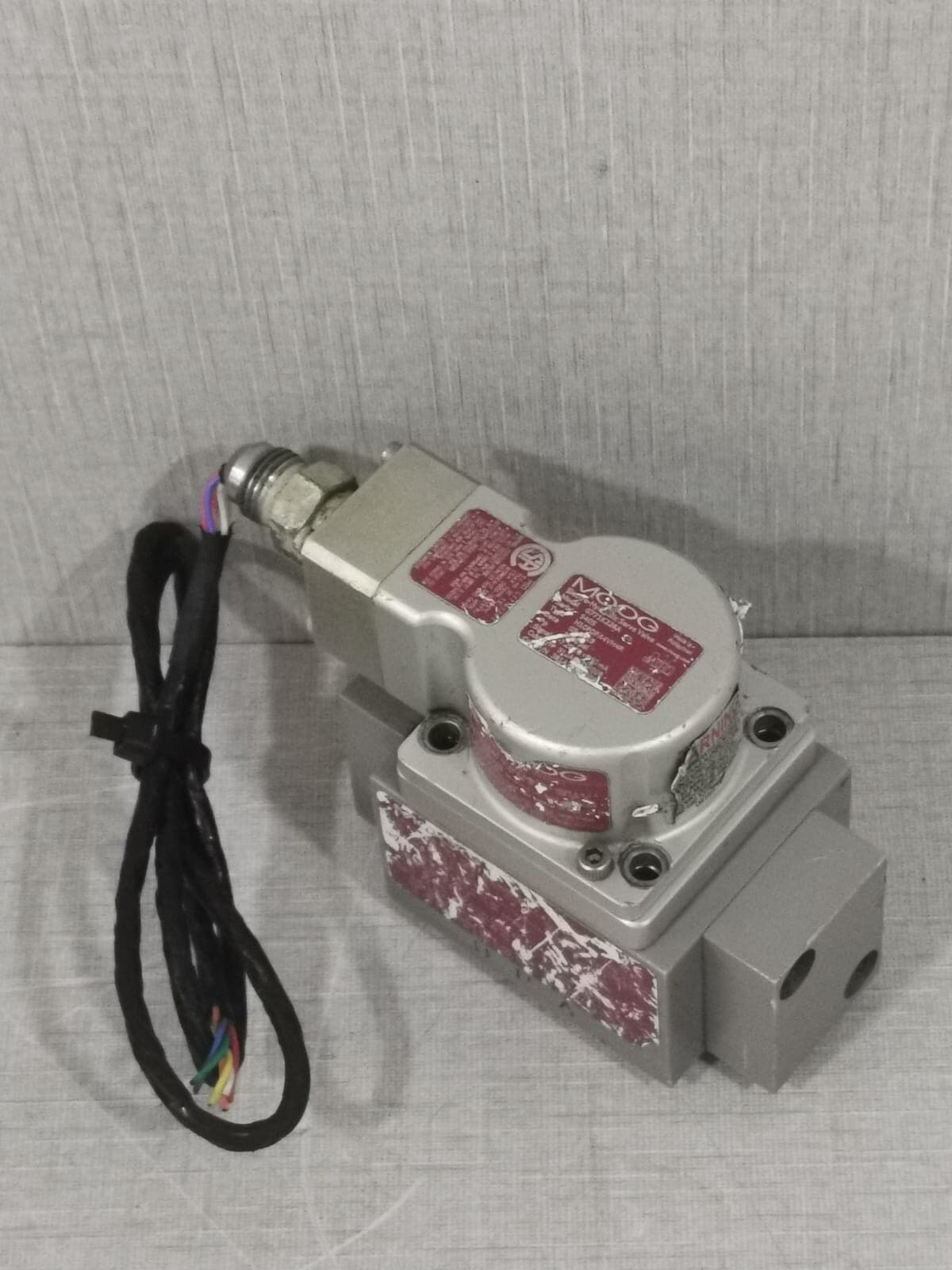 MOOG G771K226A ELECTRO HYDRAULIC SERVO VALVE