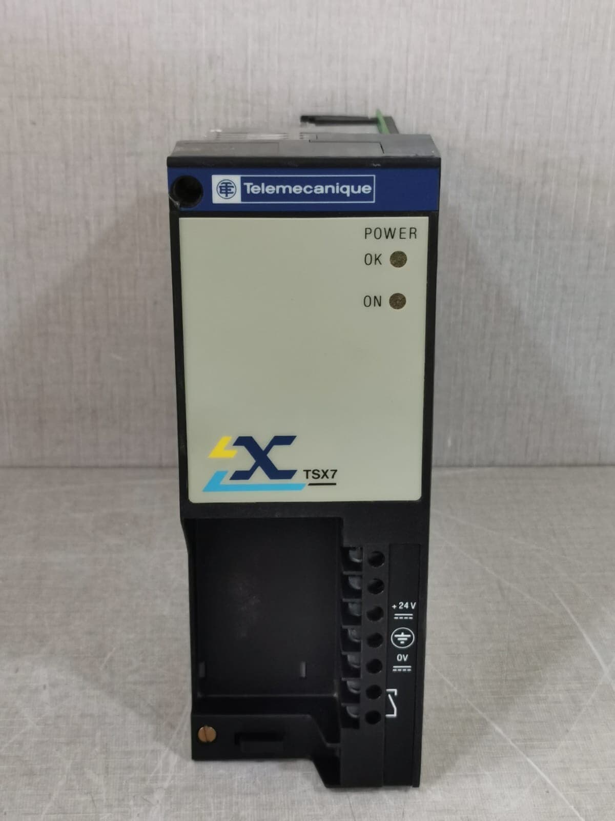 TELEMECANIQUE TSX7 POWER SUPPLY TSXSUP61