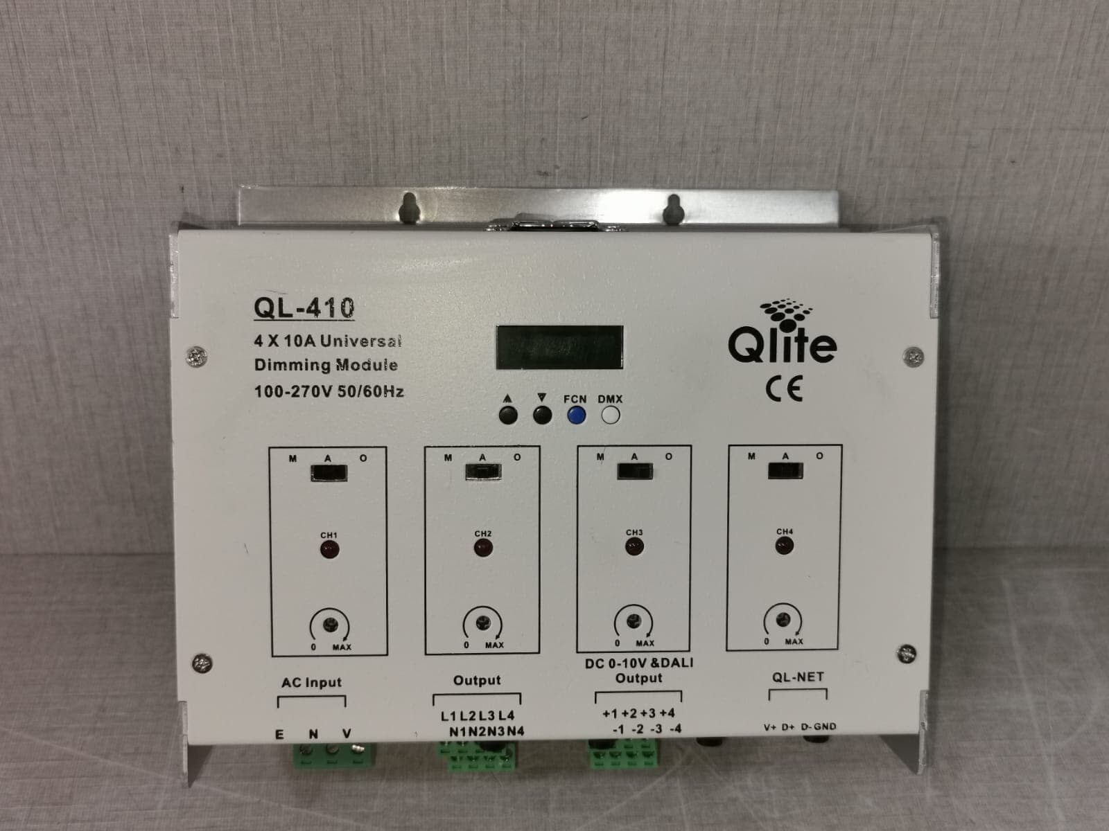 QLITE QL-410 4X10A UNIVERSAL DIMMING MODULE 100-270V 50/60Hz
