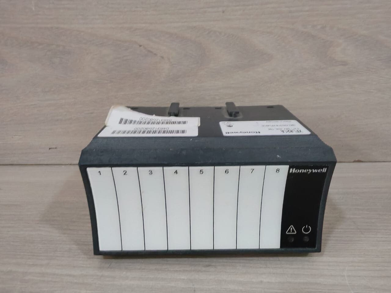 Honeywell XFL821A HONEYWELL XFL821A ANALOG INPUT MODULE -WITHOUT COVER & WITHOUT BASE