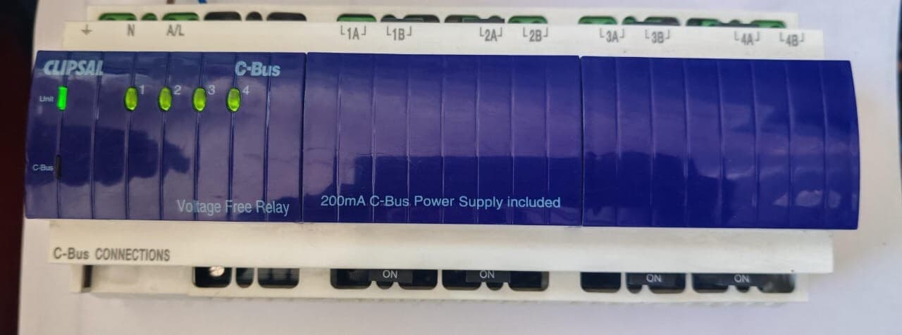 CLIPSAL C-BUS2 L5504RVF20 4-CHANNEL VOLTAGE FREE RELAY 220-240V (MFG-2016)