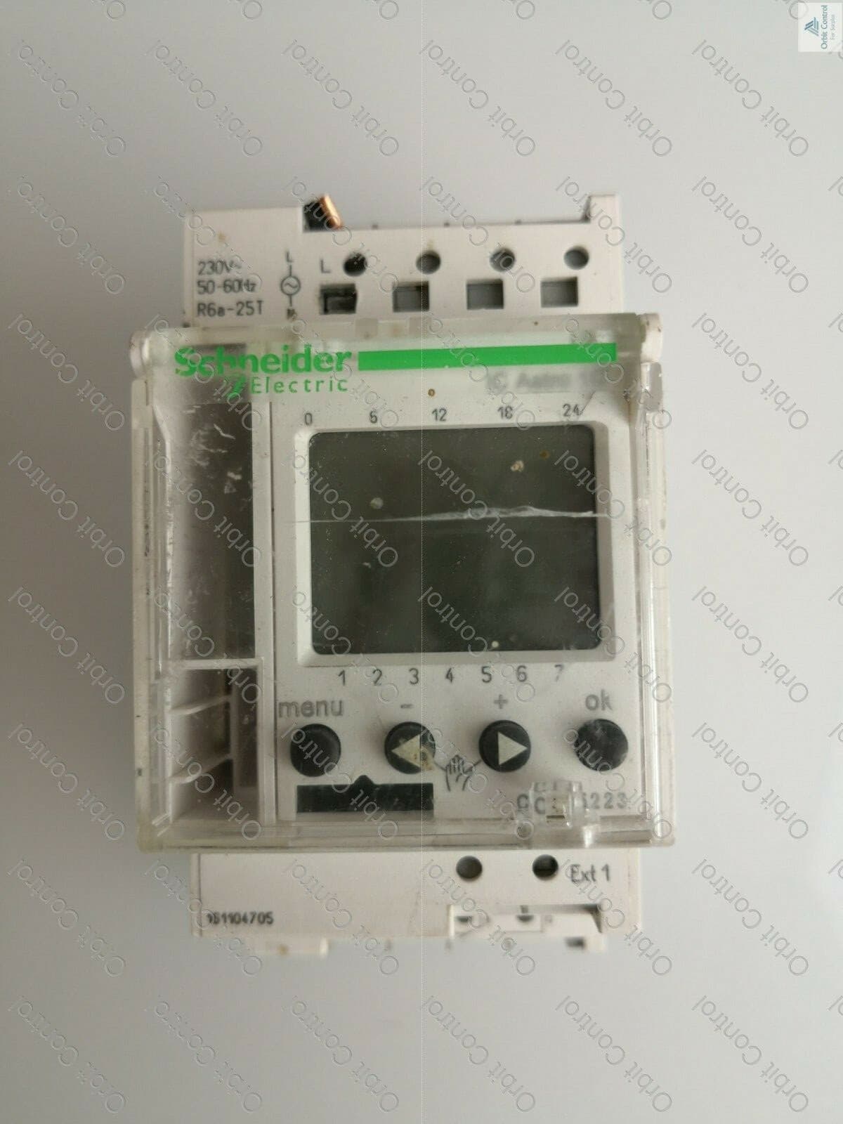 Schneider Electric CCT15851 schneider CCT15851 Rail Switch 230 V