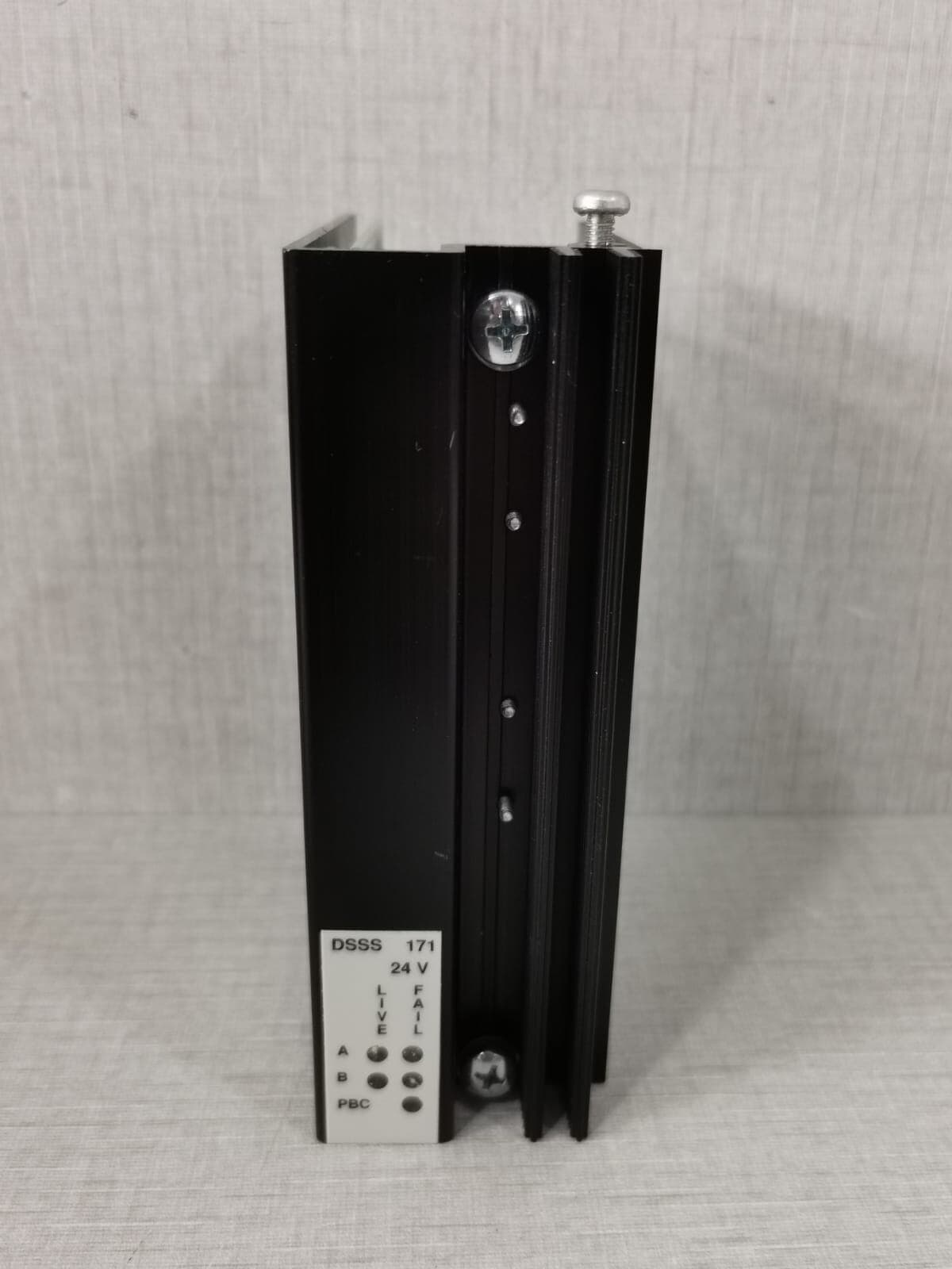 ABB DSSS 171 INDUSTRIAL SYSTEMS 3BSE005003R0001