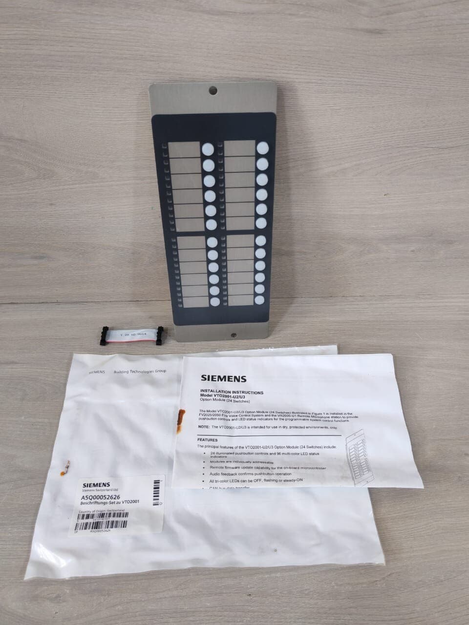Siemens VTO2001-U3 Fire Alarm Option Module 24 Switches S54400-C60-A2