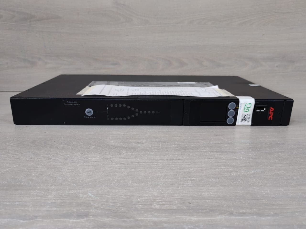 APC by Schneider Electric AP4423 Automatic Transfer Switch 230V 16A