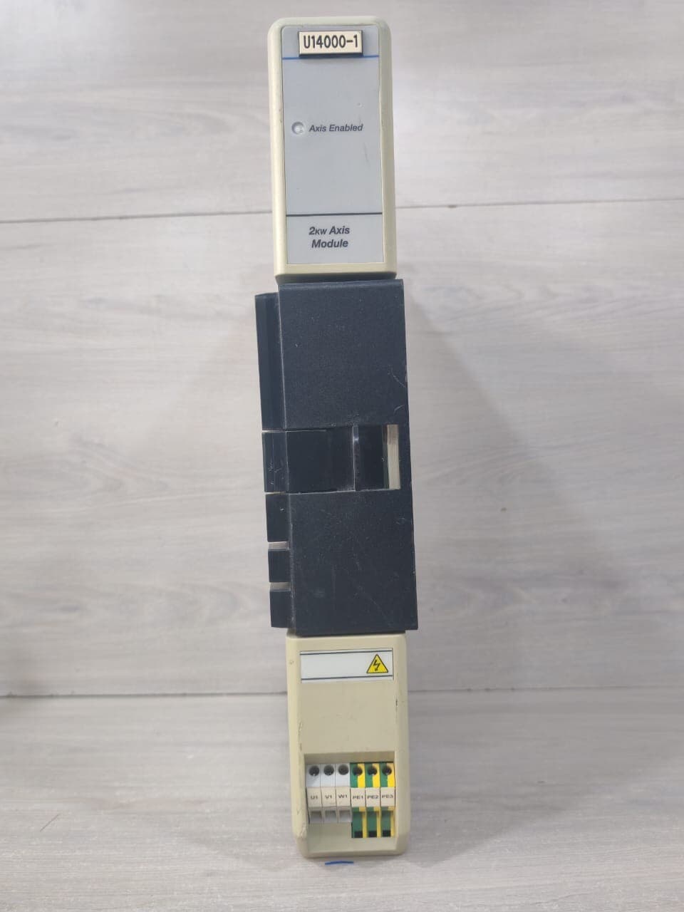 ALLEN-BRADLEY BULLETIN 1394 AC SERVO CONTROLLER AXIS MODULE 2KW 1394C-AM03