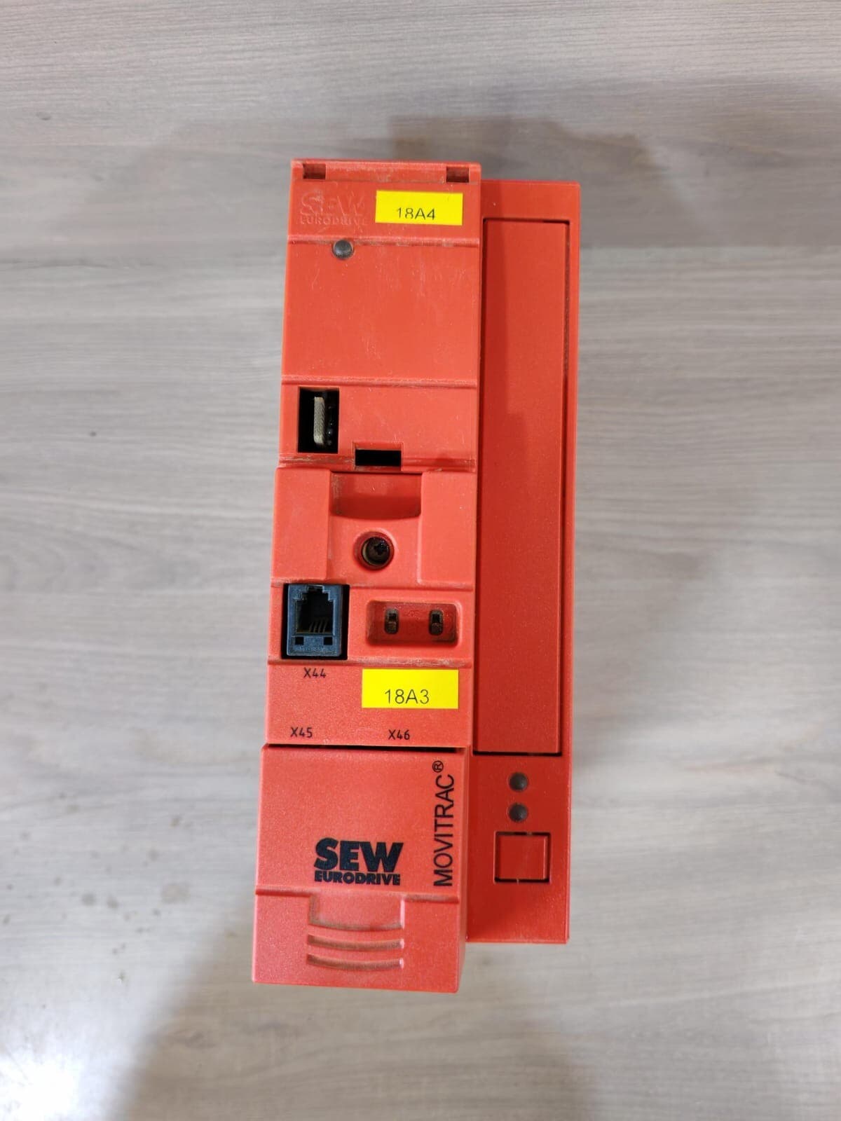 SEW EURODRIVE MC07B0005-5A3-4-S0/FSC11B UMRICHTER MOVITRAC B