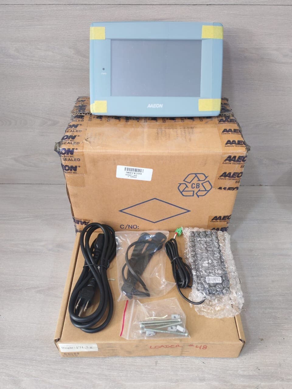 AAEON R-TFAHP-1070HTT-0001 Panel Pc 256MB