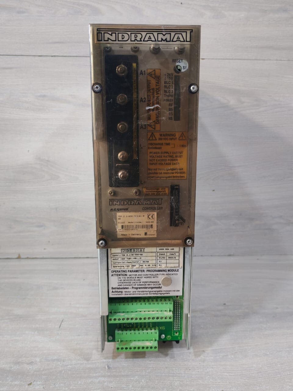 Indramat TDM 2.1-30-300-W0 / TDM 2.1-030-300-W1-0 A.C Servo Controller