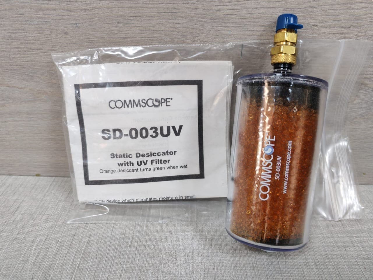Commscope SD-003UV Commscope SD-003UV Static Desiccator with UV Filter