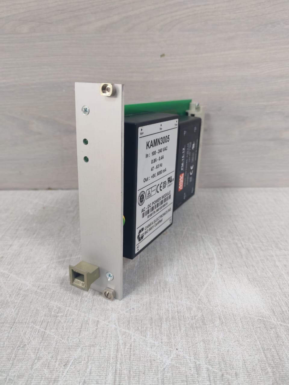 SCHROFF 60807-067 / KAMN3005 / PM-15-12 POWER SUPPLY