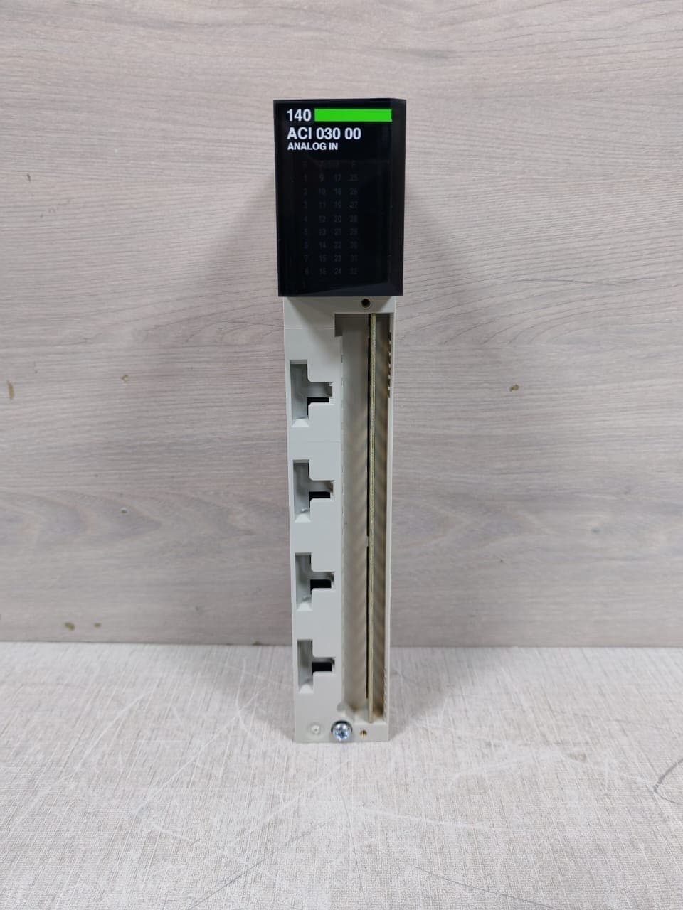 SCHNEIDER MODICON QUANTUM 140 ACO 030 00 ANALOG OUTPUT