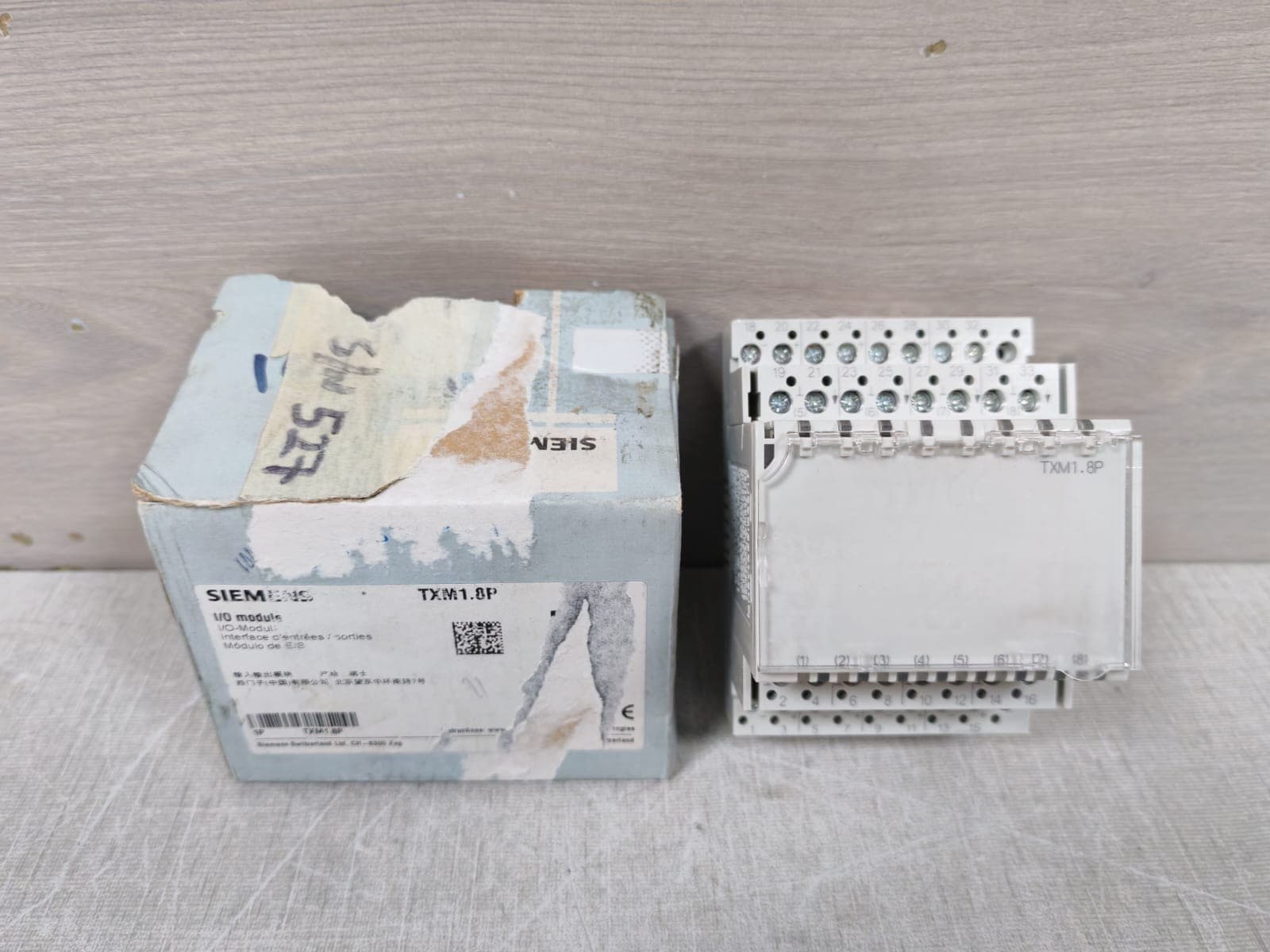 SIEMENS TXM1.8P I/O MODULE