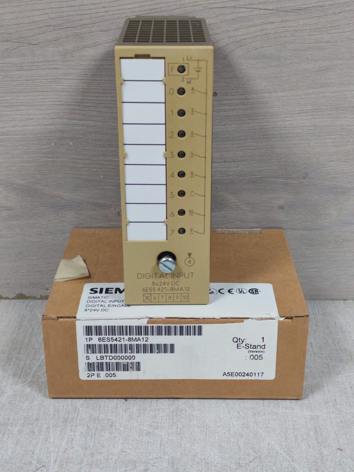 SIEMENS SIMATIC S5 6ES5-421-8MA12 DIGITAL INPUT MODULE 24VDC
