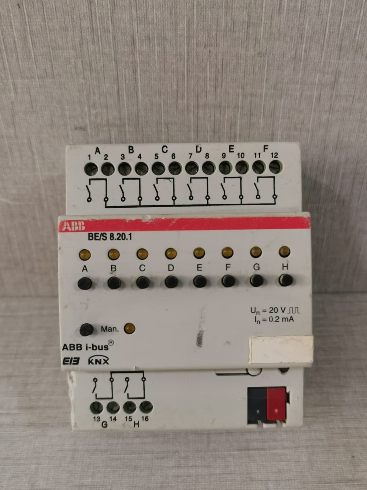 ABB 2CDG 1110 056 R0011 ABB BE/S 8.20.1 EIB/KNX REG Binary Input, 8-times, 230 V/ 2CDG1110056R0011