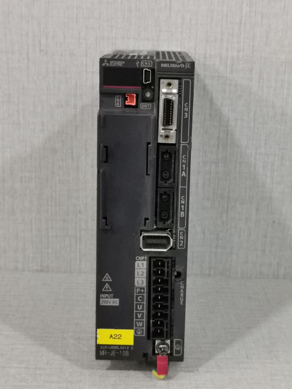 Mitsubishi Electric MR-JE-10B Mitsubishi MR-JE-10B MRJE10B Servo Drive