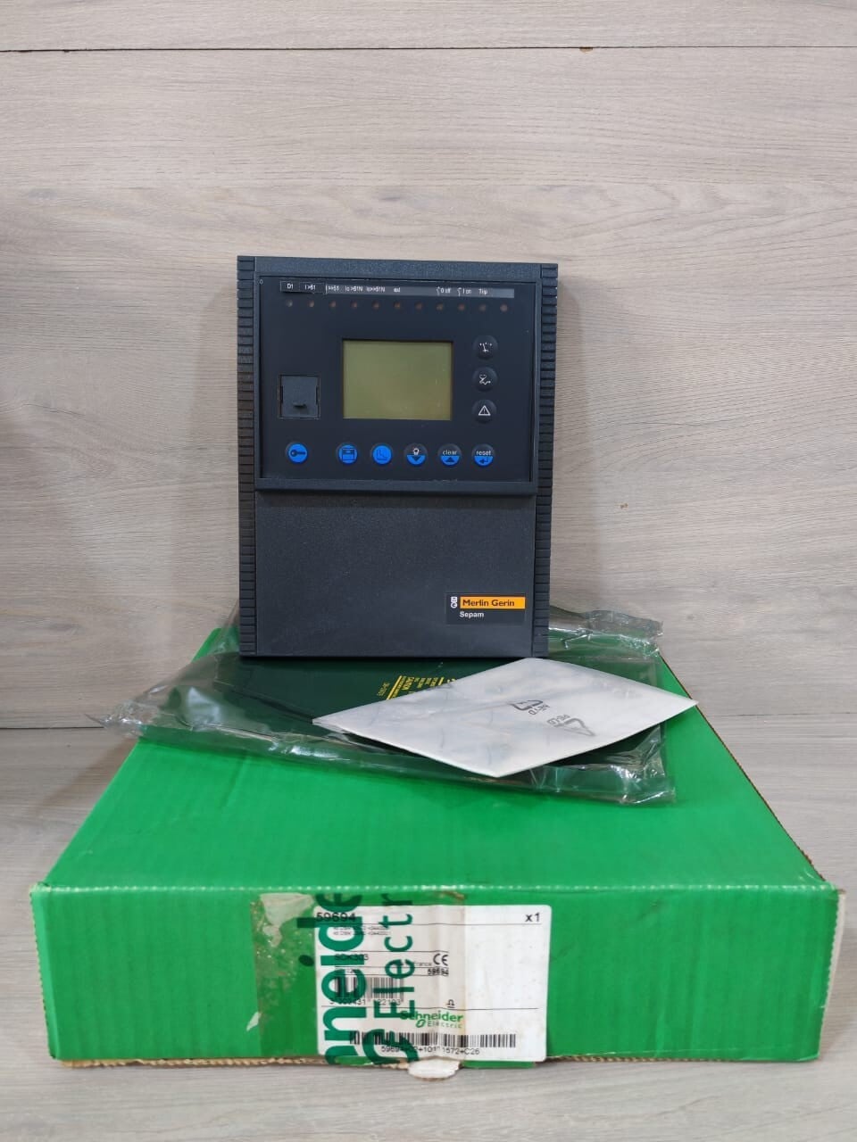 Schneider Electric 59694 SCHNEIDER ELECTRIC SDK303 59694 DIGITAL PROTECTION RELAY KIT DSM 20/40 0440001