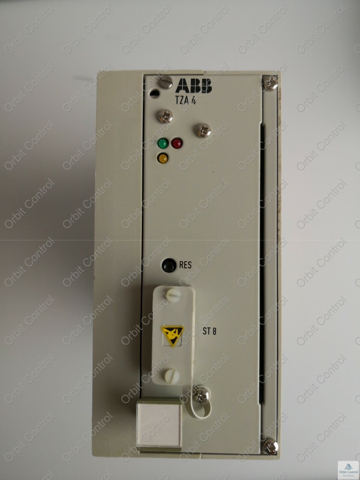 ABB F6.100492.8 ABB Digital Measuring Computer TZA 4 230V AC F6.100492.8 / max. 8 VA /48-62 HZ