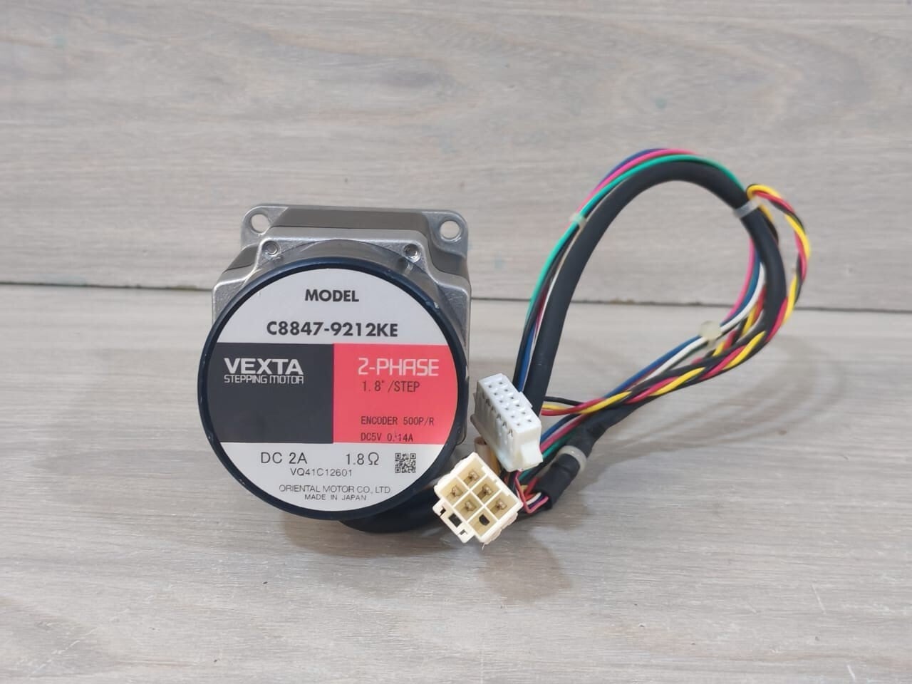VEXTA ORIENTAL C8847-9219KE VEXTA ORIENTAL C8847-9219KE 2-PHASE STEPPING MOTOR 1.8/STEP DC2A