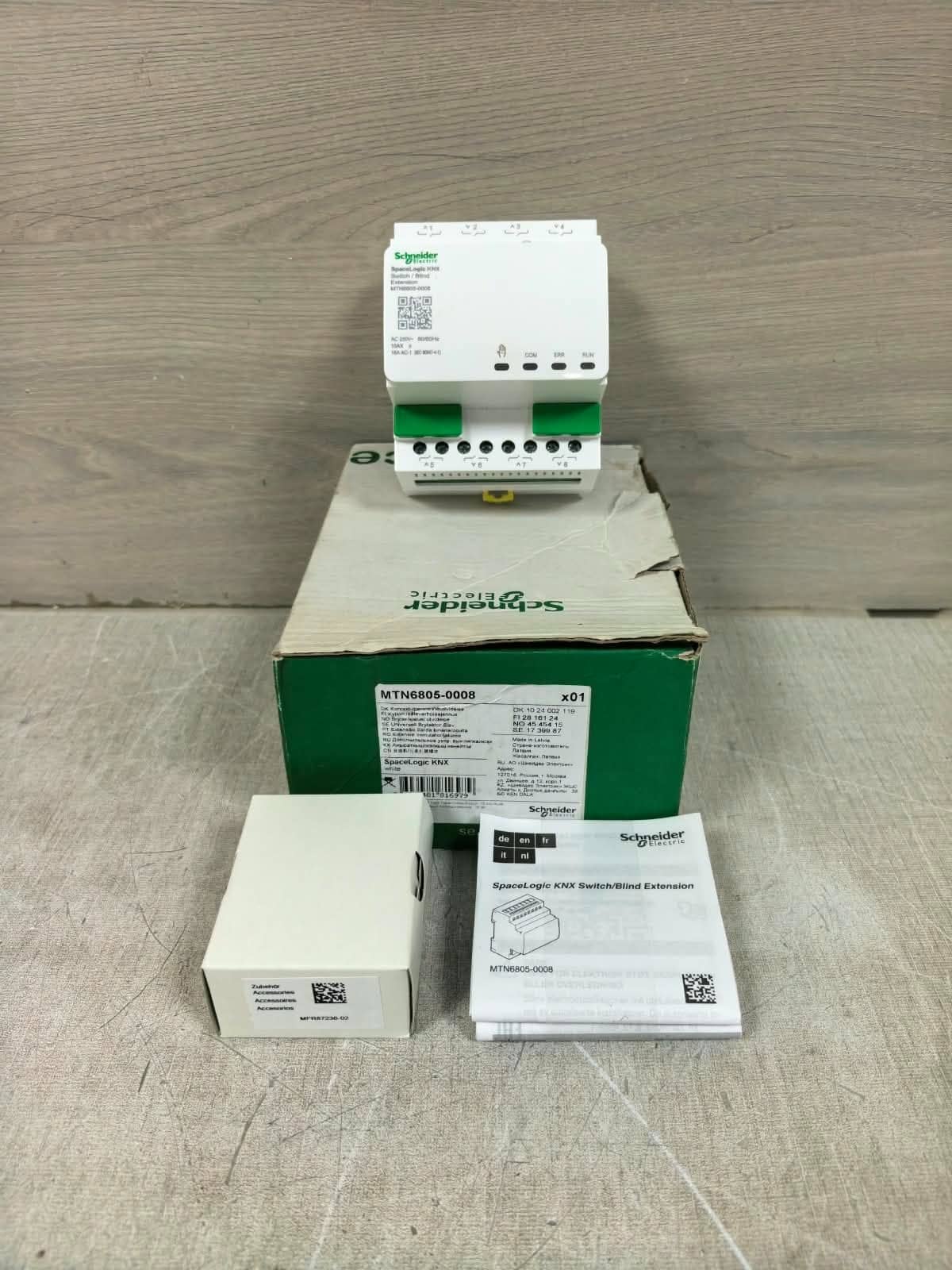 SCHNEIDER ELECTRIC MTN6805-0008 SPACELOGIC KNX SWITCH/ BLIND EXTENSION 250V