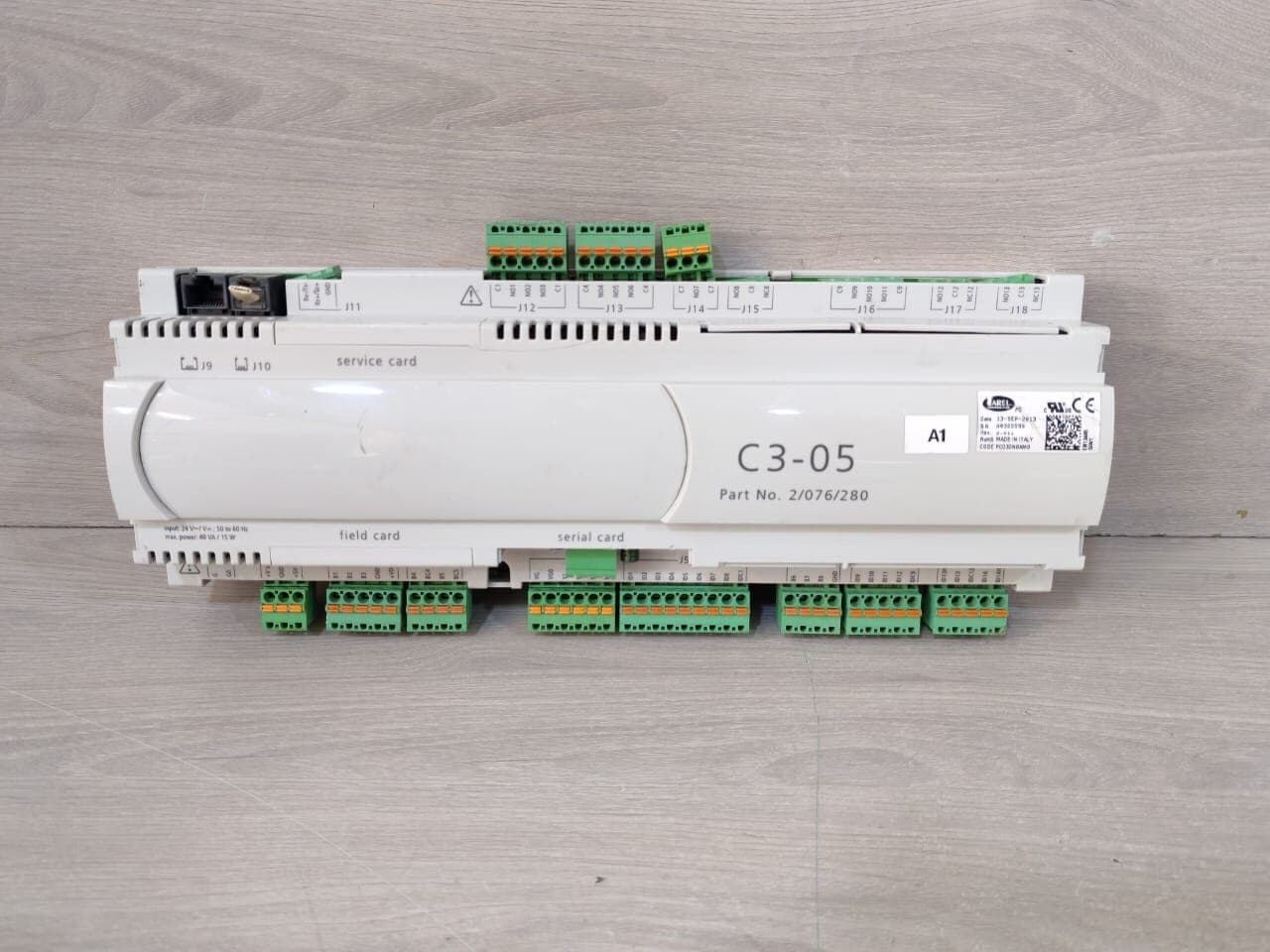 CAREL C3-05 PCO3DN0AM0 REV 2.011+UKDENMCZ0F VER.1.10 CONTROLLER