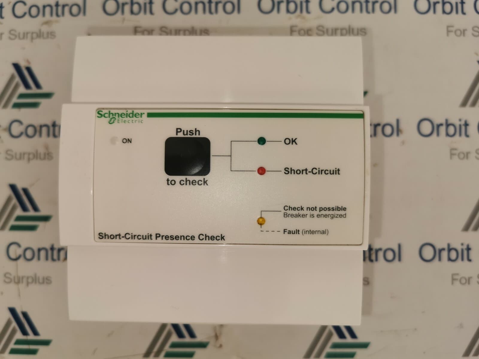 Schneider Electric 33065 short-circuit presence check 24vdc