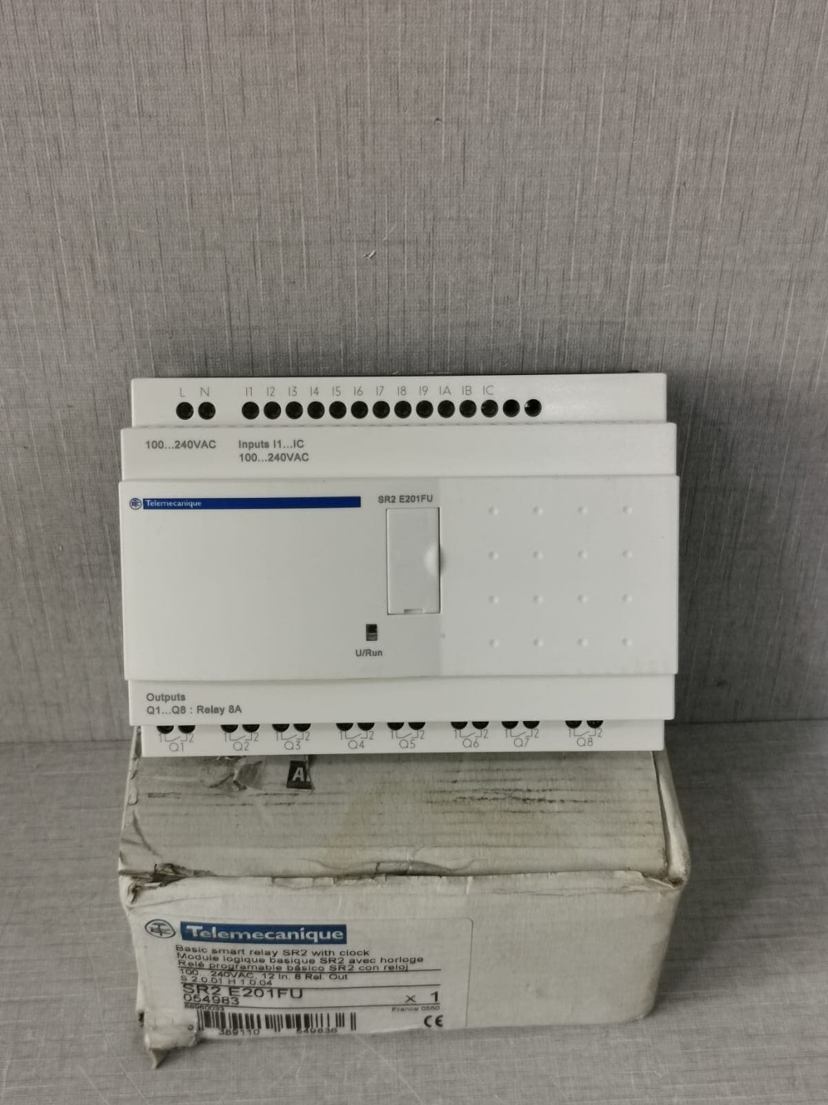 TELEMECANIQUE /SCHNEIDER ELECTRIC SR2 E201FU COMPACT SMART RELAY