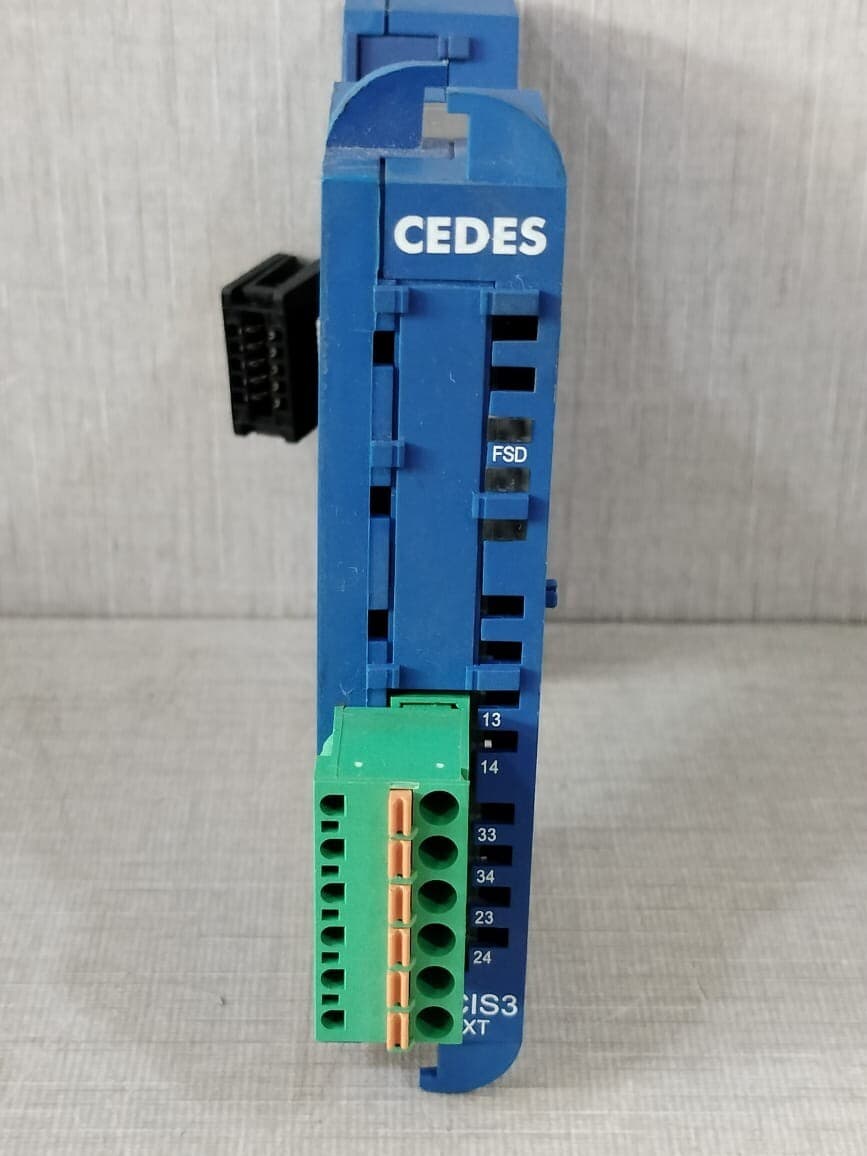 CEDES 104858 Landquart Safe Controller CIS3-EXT-2C 2N0