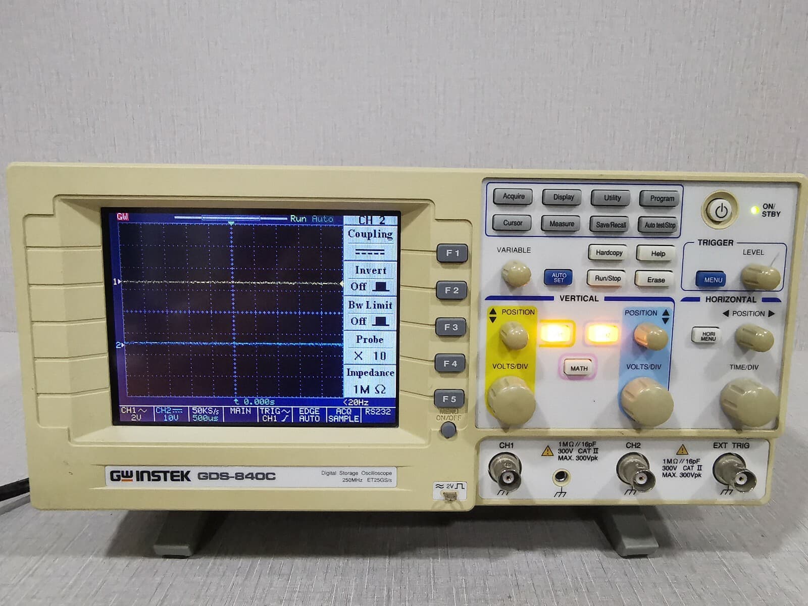 GWINSTEK GDS-84OC DIGITAL STORAGE OSCILLOSCOPE