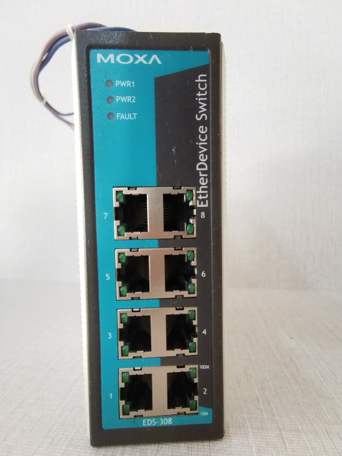 MOXA EDS-308 ETHERNET SWITCH