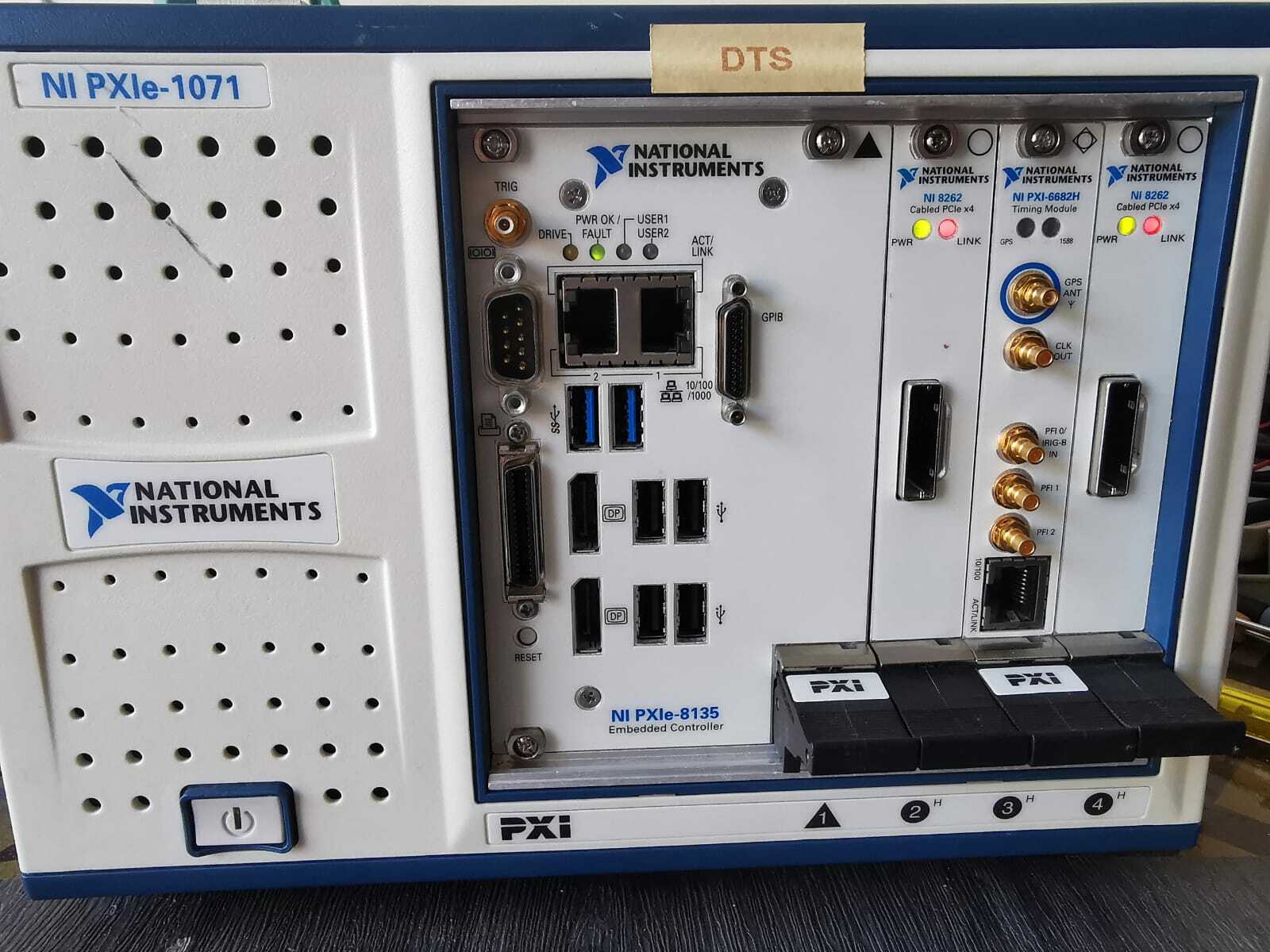 NATIONAL INSTRUMENTS PXle-1071 Embedded Controller