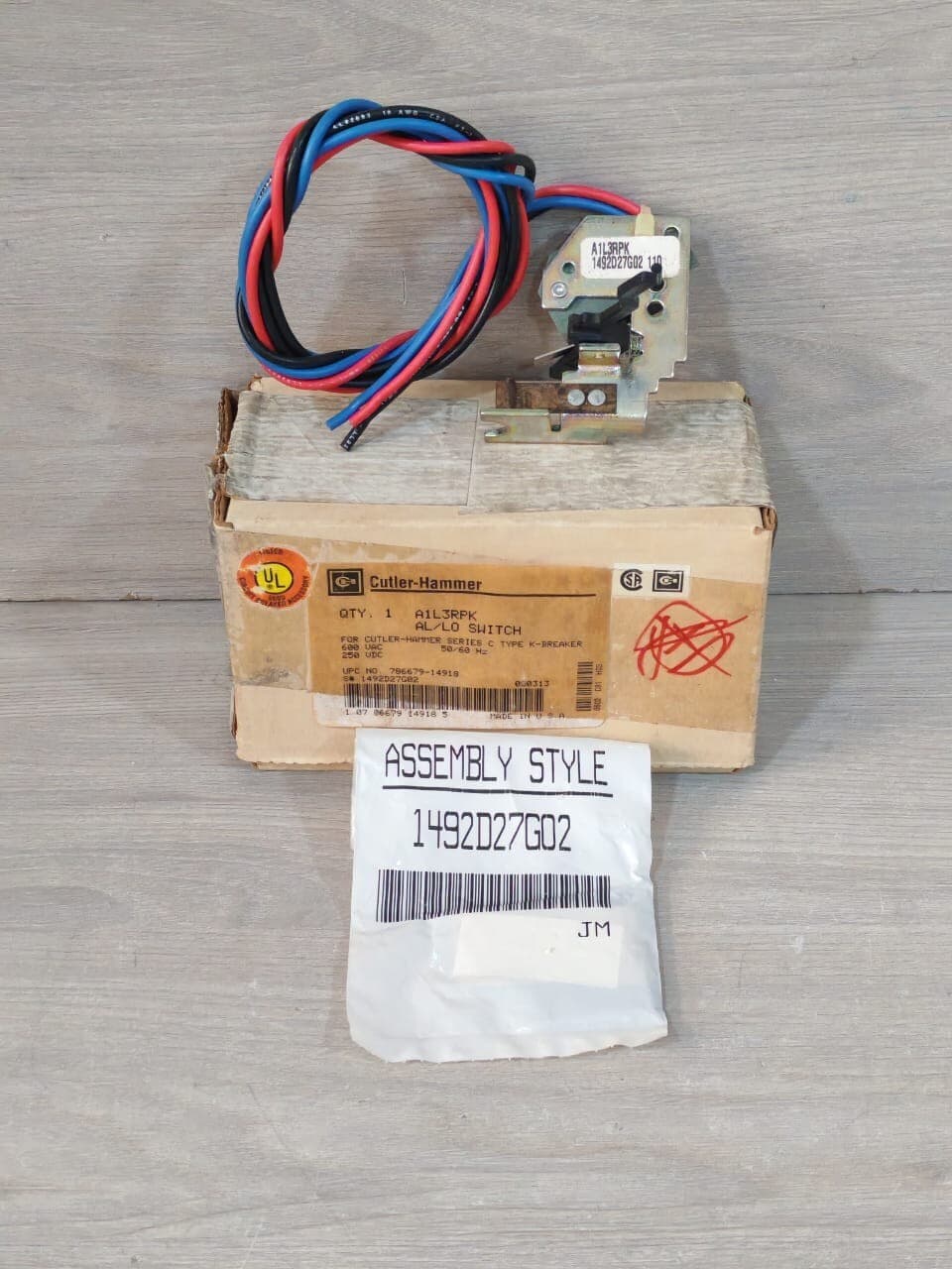 CUTLER-HAMMER A1L3RPK AL/LO SWITCH SERIES C TYPE K-BREAKER 1492D27G02