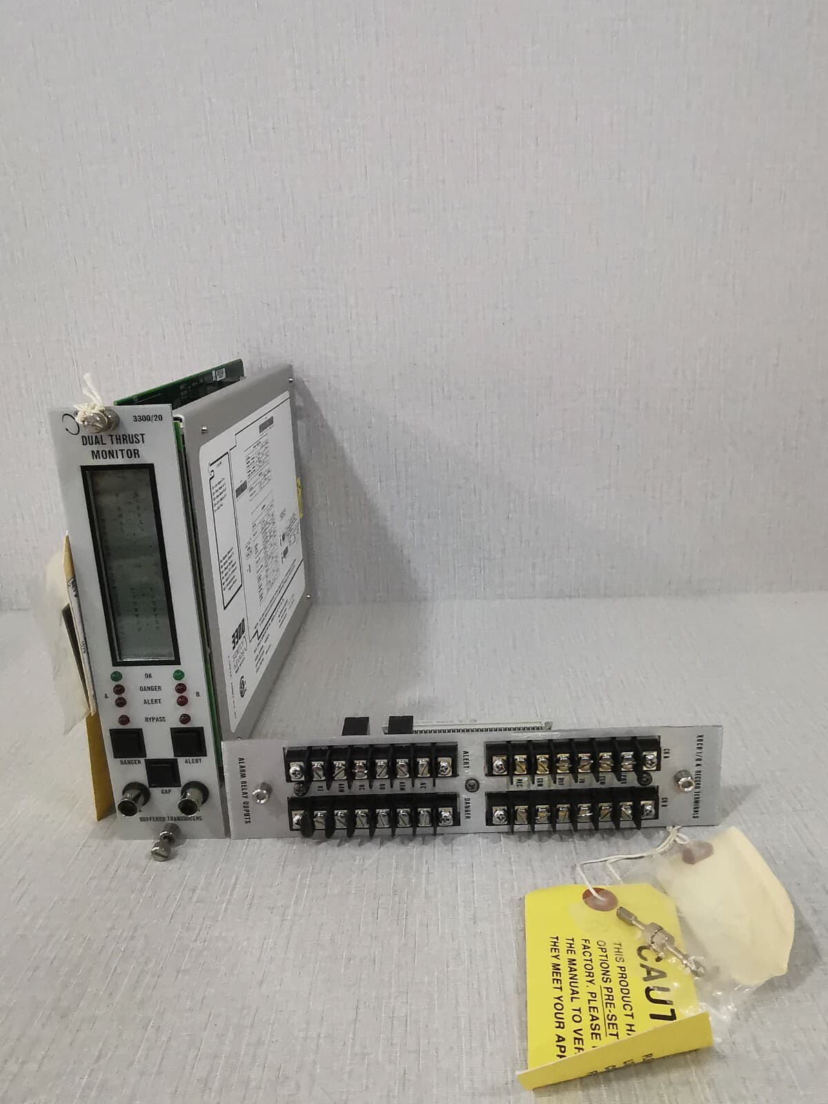 Bently Nevada 3300/20 DUAL THRUST MONITOR 135313-01 / ASSY78462-01 AB