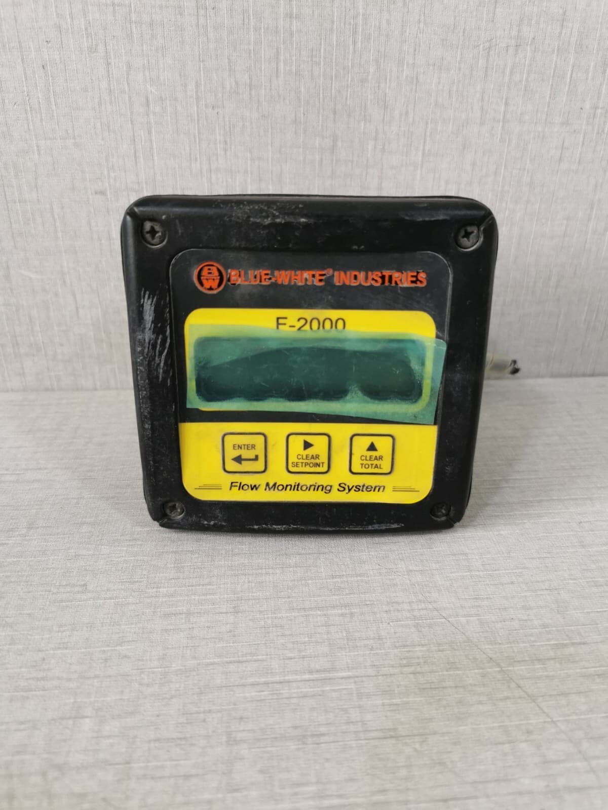 BLUE-WHITE F-2000 FLOW MONITORING SYSTEM