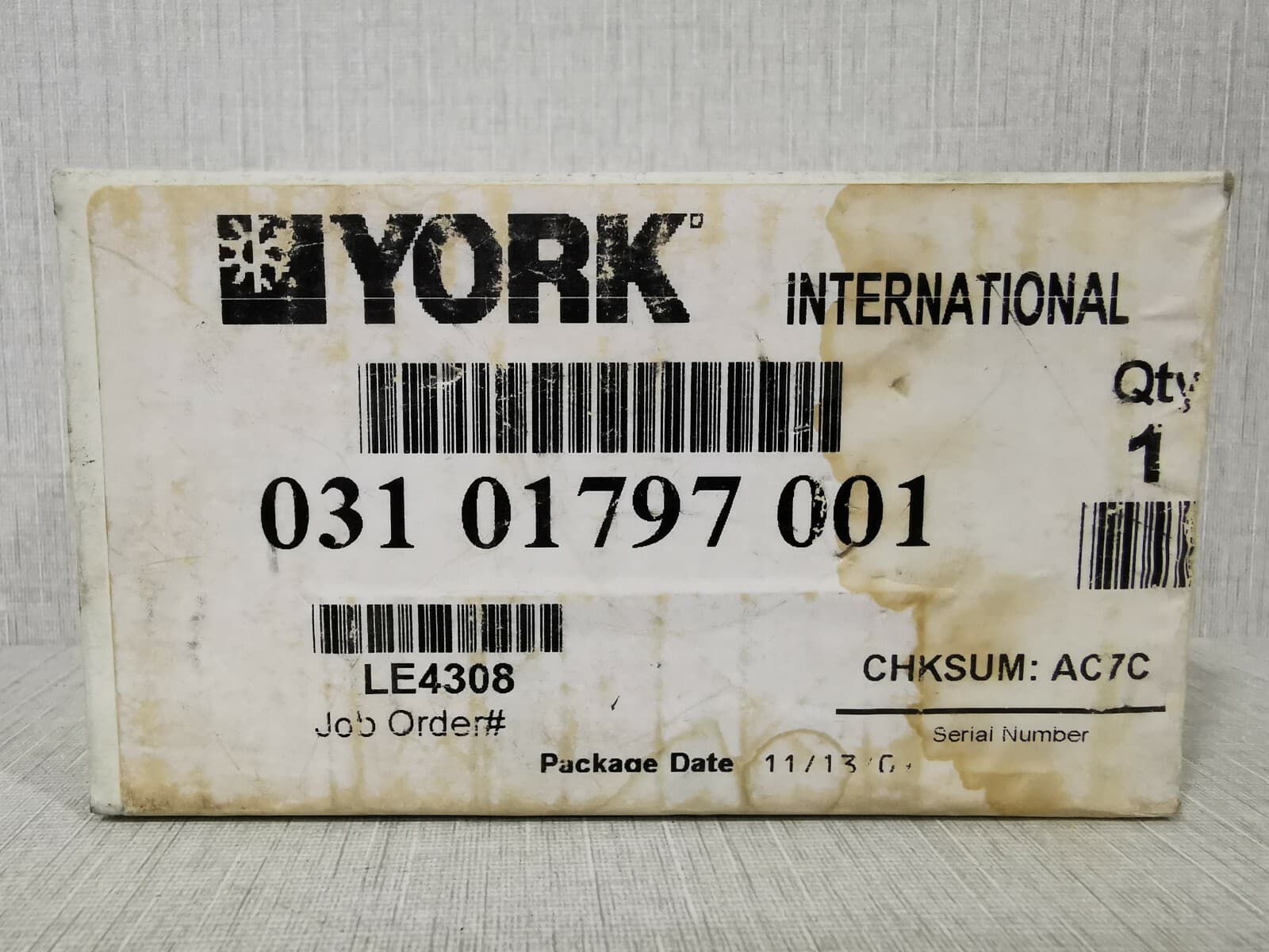 YORK 031 01797 001 WITH FHILTY BOX