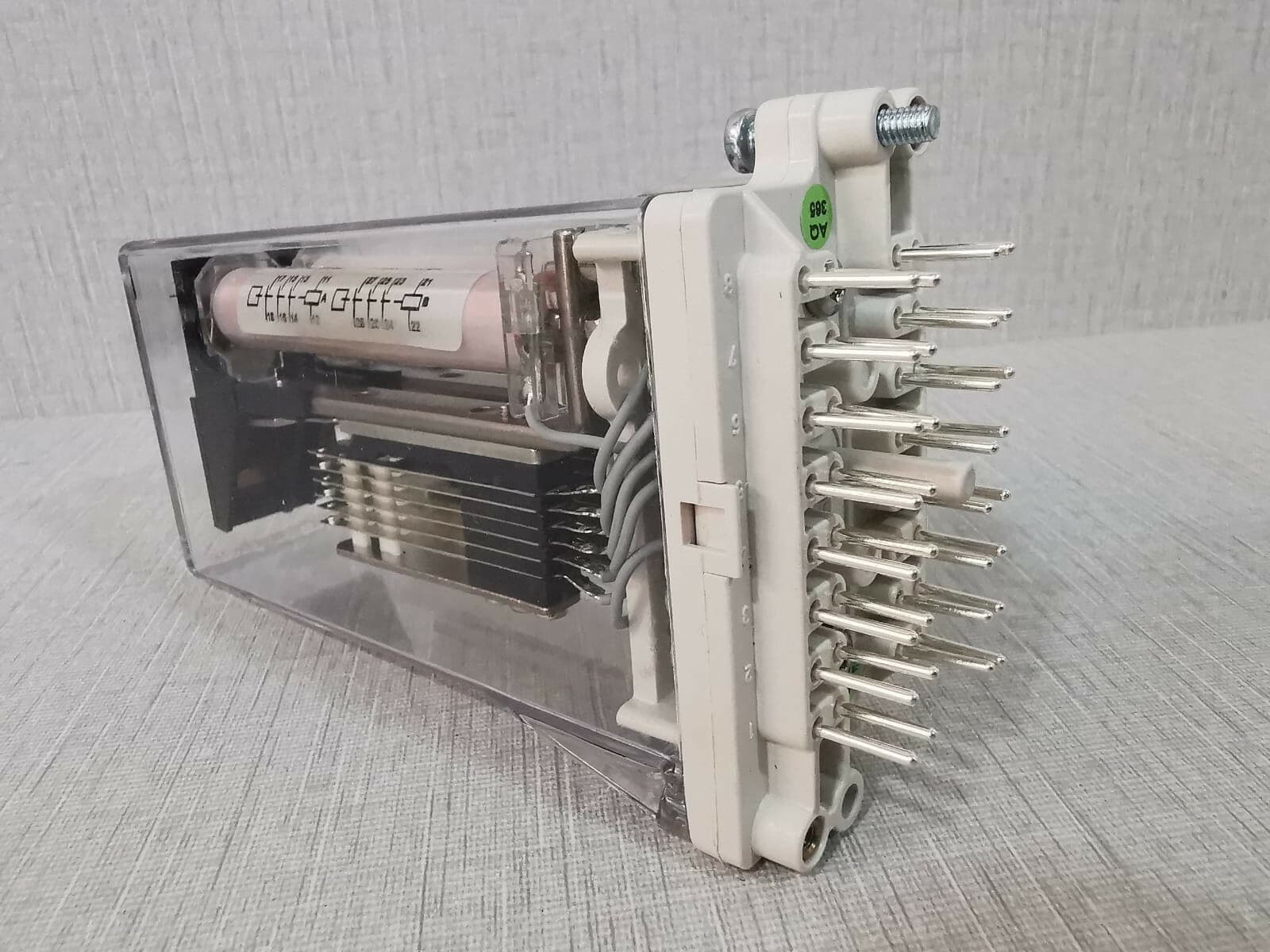 ABB RXSF 1 RK 271 018-AS / 1730 5 0619 AUXILIARY RELAY Case Only
