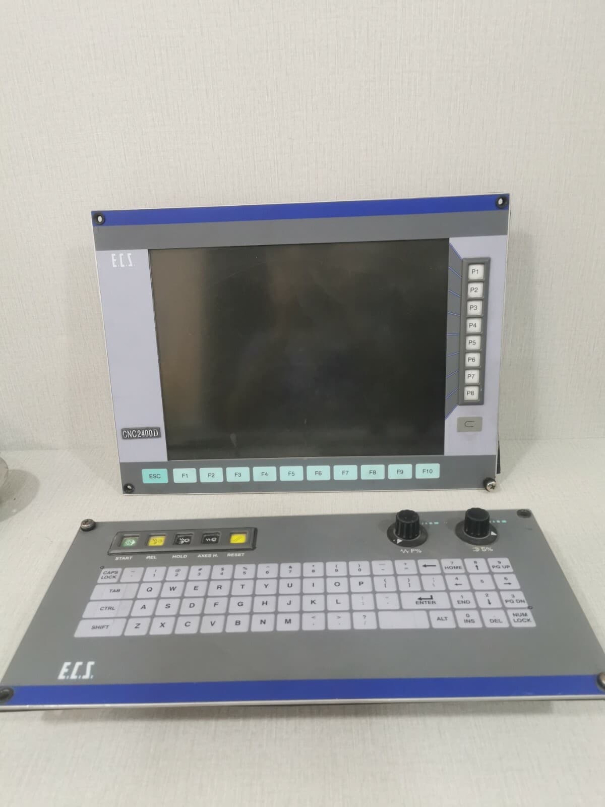 E.C.S CNC2400D / CCM15X04-R RGB/DVI