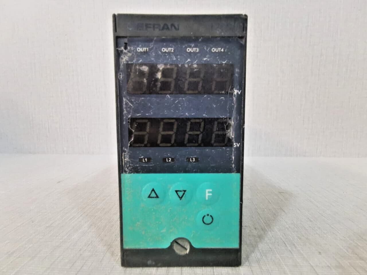 GEFRAN 1200-RR00-00-0-1 Temperature Compact Controller