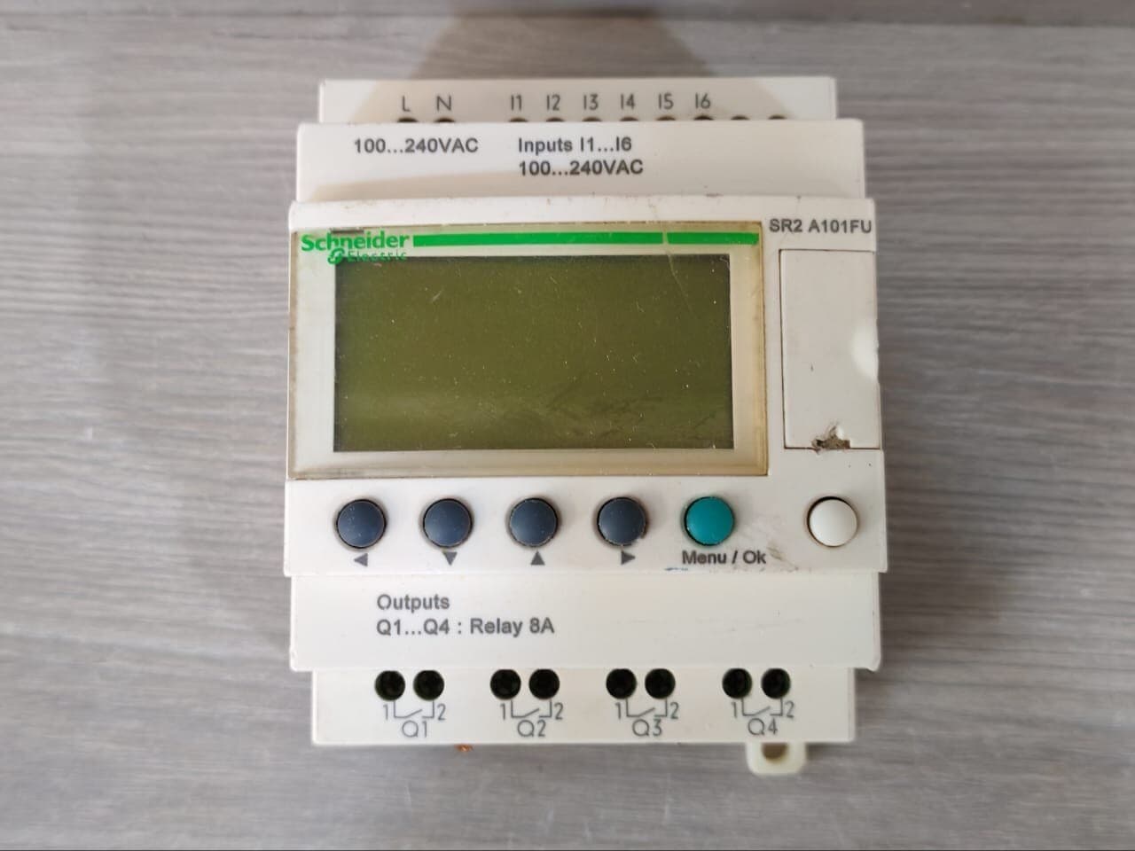 Schneider Electric SR2 A101FU Programmable relay