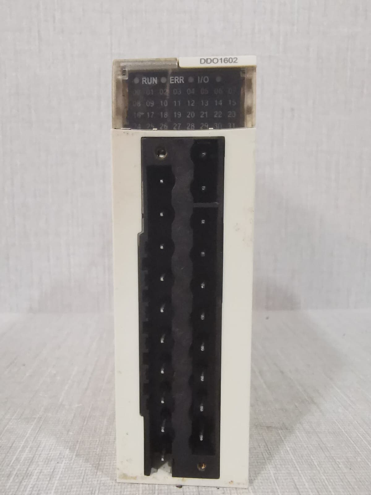 Schneider Electric BMXDDO1602 Modicon Module