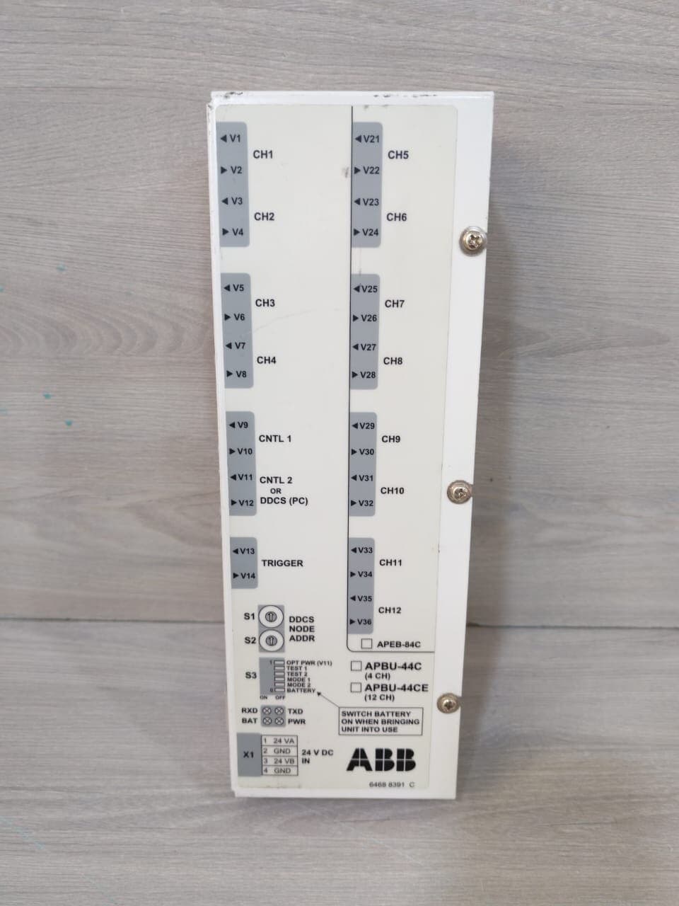 ABB APBU-44C Branching Unit 64688391 C