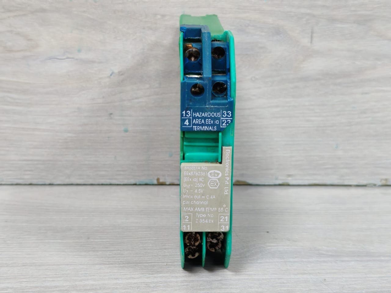 OSNA ELECTRONICS Z354/Ex Barrier Device 5V