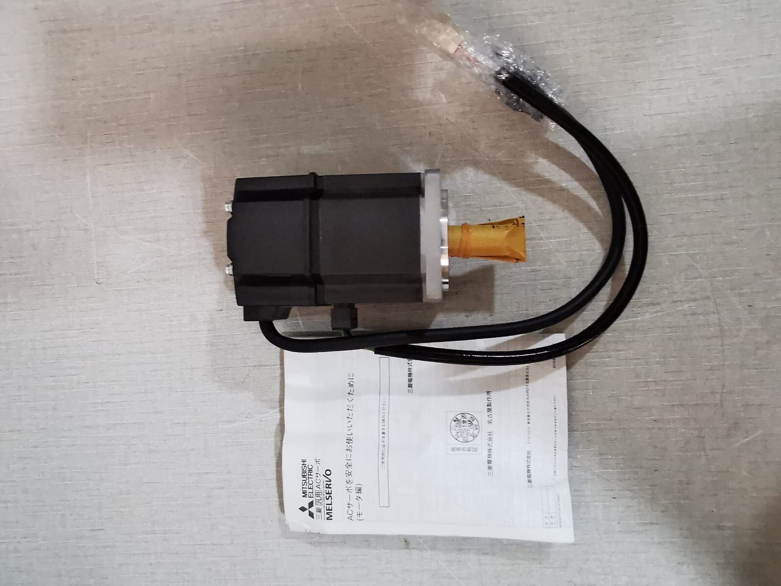 MITSUBISHI HC-MFS23 AC SERVO MOTOR 120V