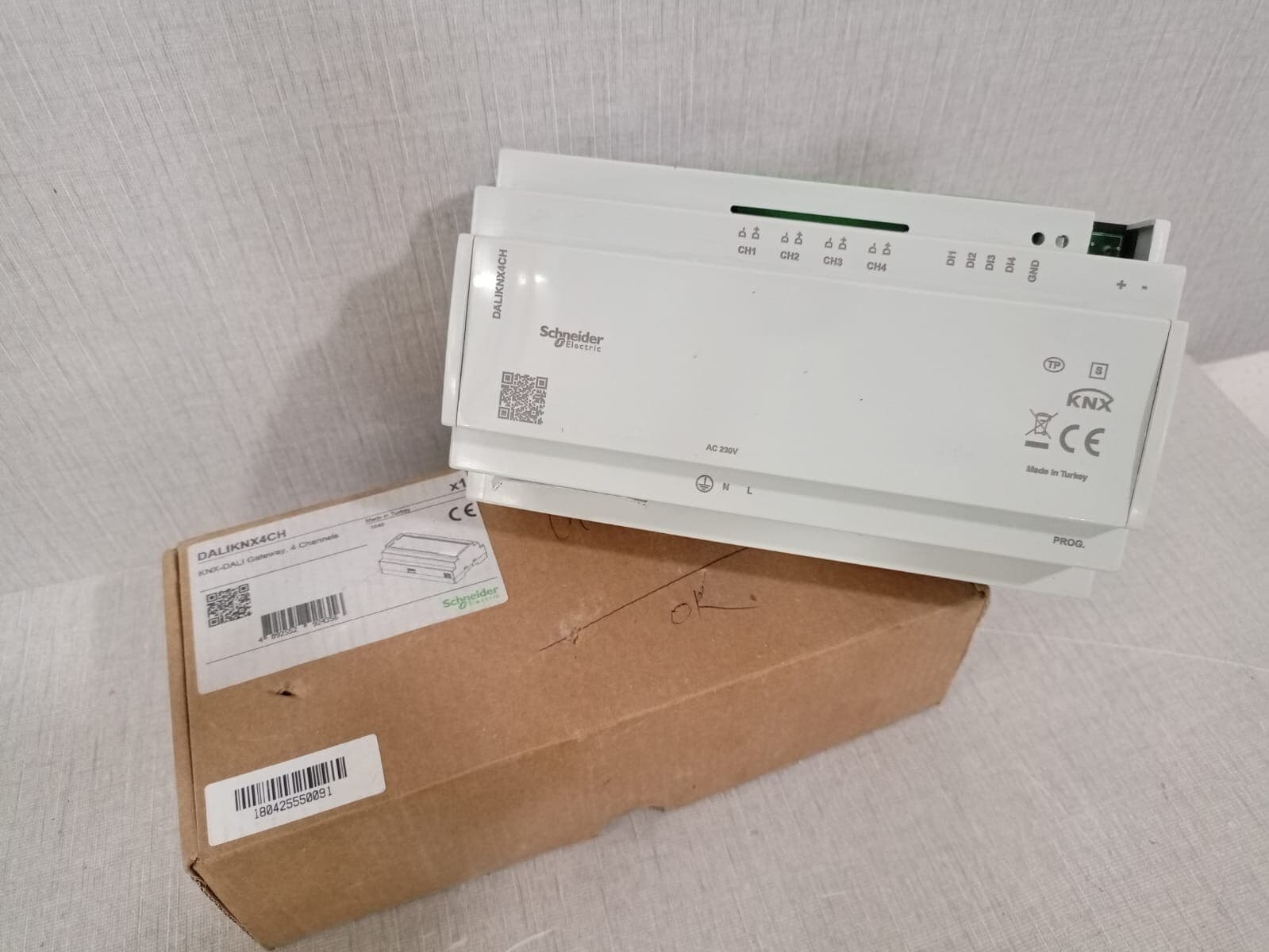 Schneider Electric DALIKNX4CH KNX-DALI GATEWAY 4 CHANNEL 1849